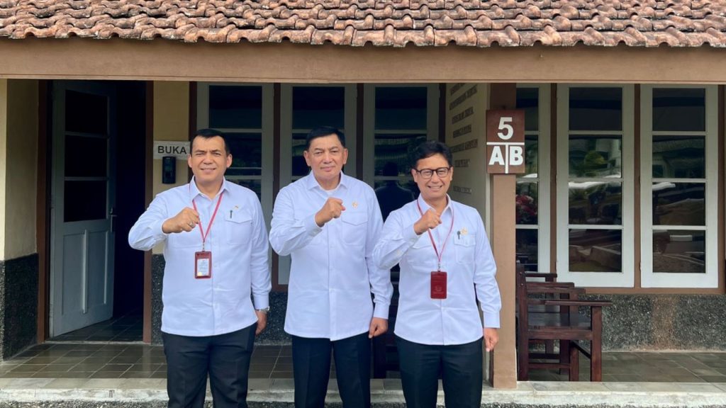 Bersatu untuk Mengabdi dalam Pertahanan Pemerintah Indonesia, Intip Profil Silmy Karim & Sjafrie Sjamsoeddin